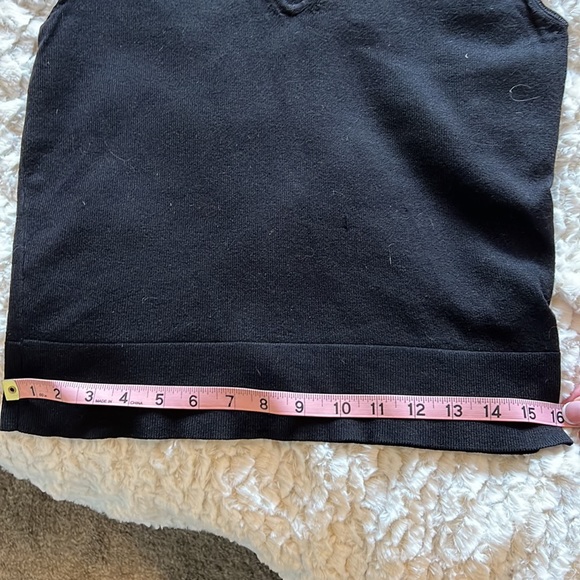 Black Jacob V neck sweater vest - Picture 4 of 4